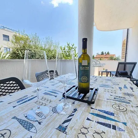 Apartments Albert * Krk Town