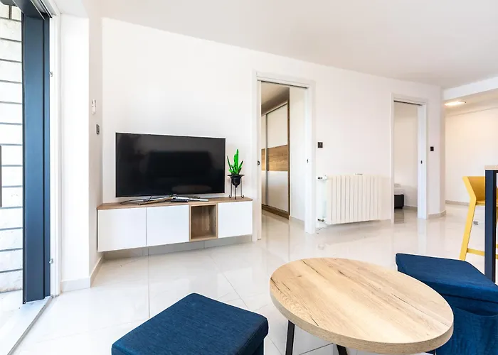 Apartments Albert * קרק