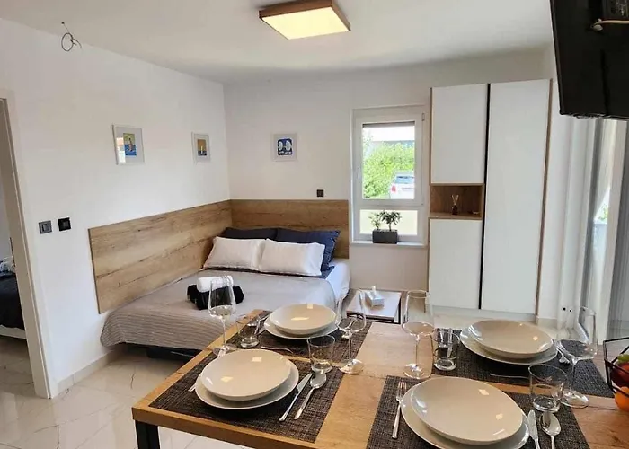 Διαμέρισμα Apartments Albert Krk Town