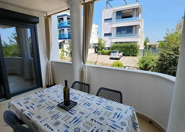 Διαμέρισμα Apartments Albert Krk Town