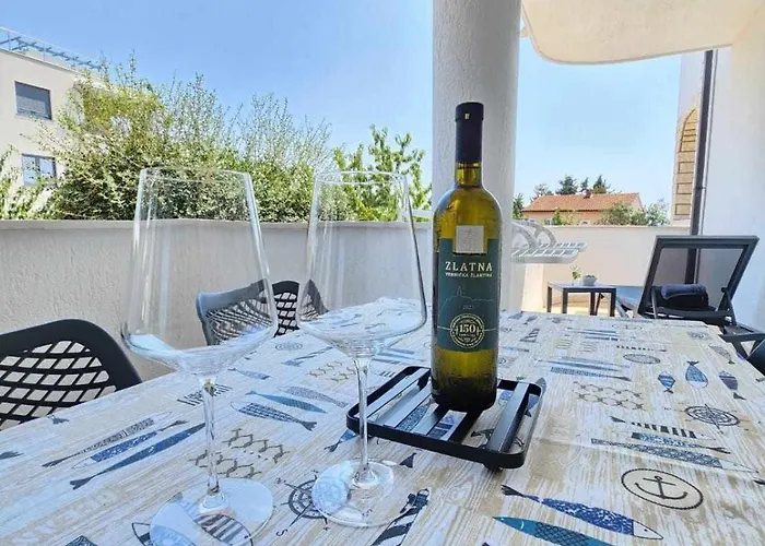 Apartments Albert * קרק