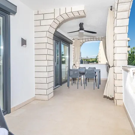 Apartament Apartments Albert